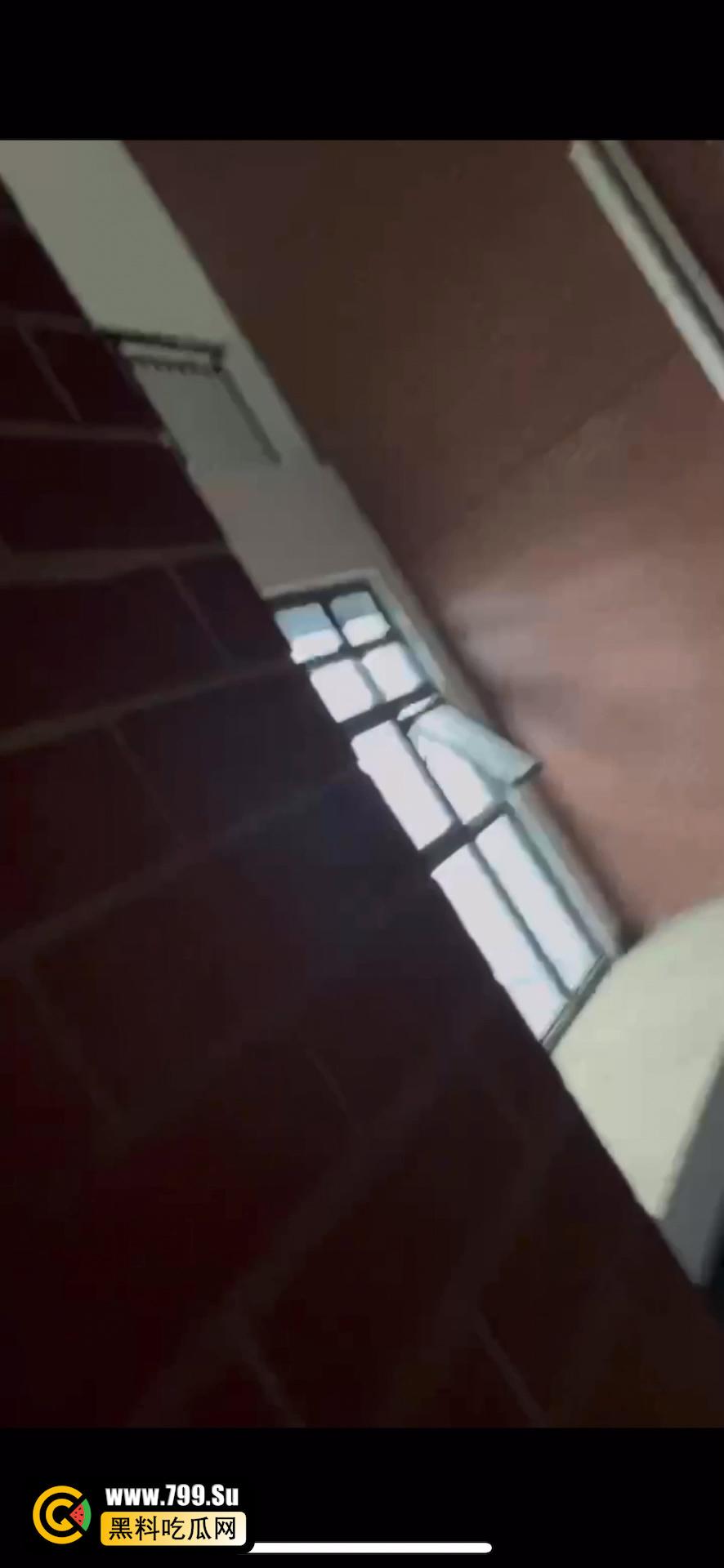 广州华商学院 男生带外校女生进活动室口交 同学举报导致其被辅导员抓包 现场社死  第8张