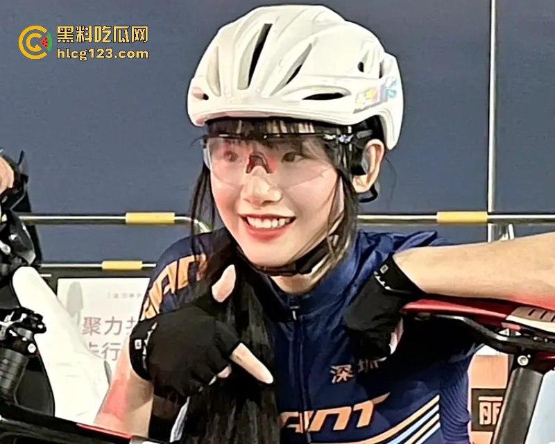 31岁单车网红“海莉子”车祸去世 现场曝光太惨烈 配乐一语成谶  第15张