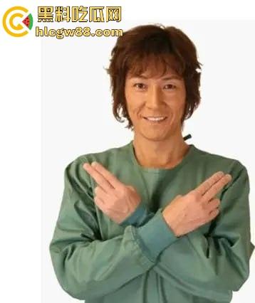 武汉小伙靠黄金手指拿下富婆姐姐,少妇被抠到表情爽得浪叫求饶一看就到点了，这才是真正的手艺人！  第1张