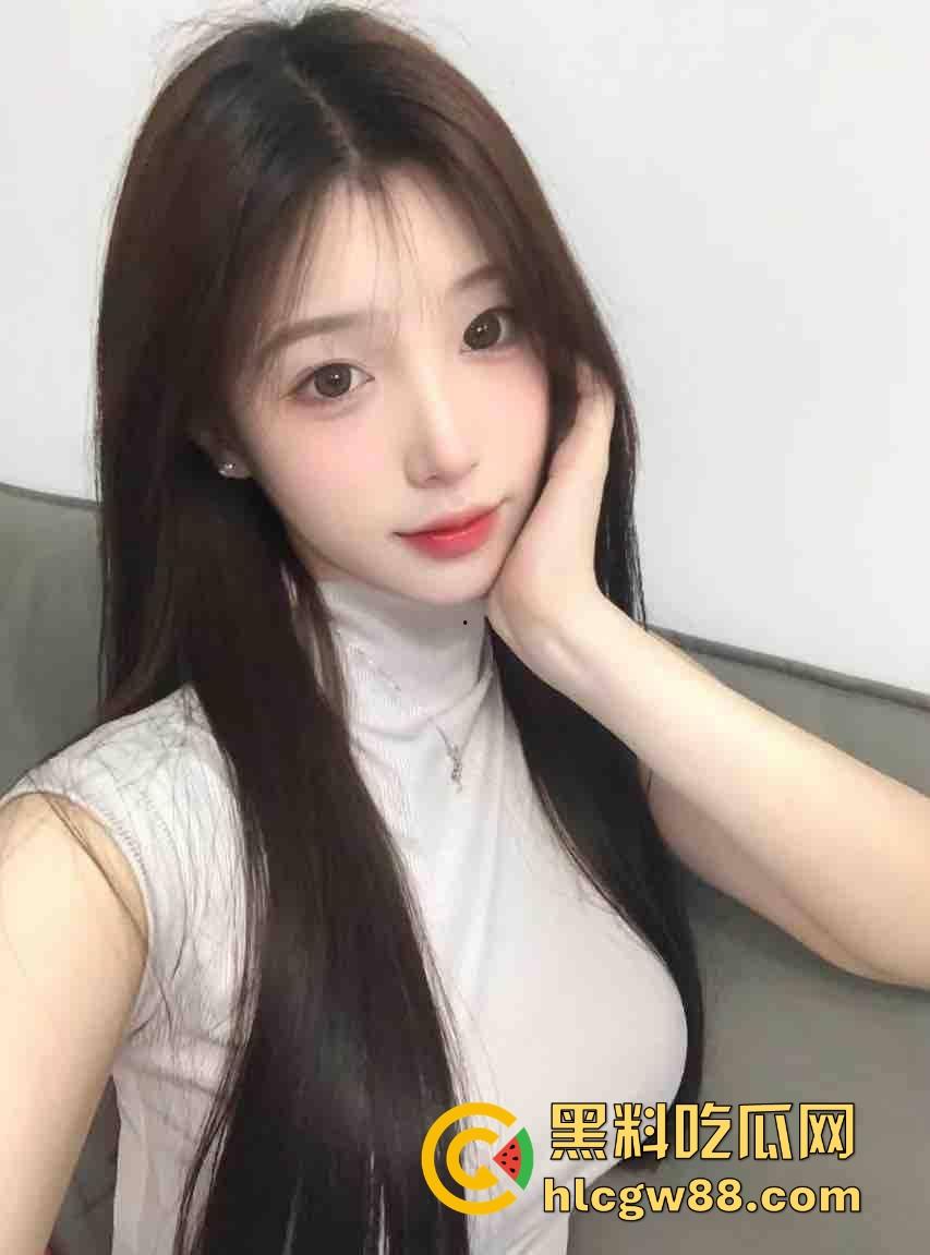 武汉小伙靠黄金手指拿下富婆姐姐,少妇被抠到表情爽得浪叫求饶一看就到点了，这才是真正的手艺人！  第9张