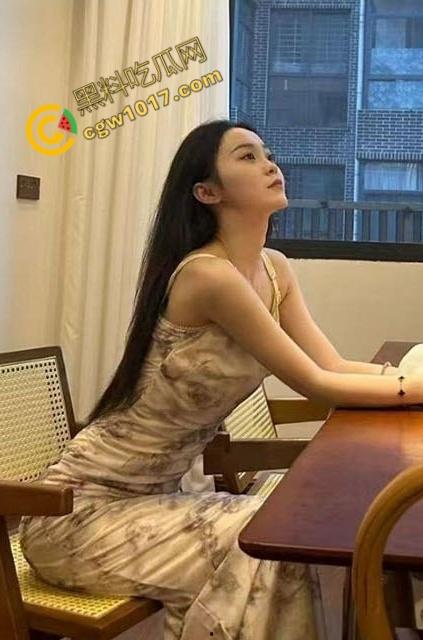 深圳南山国际学校【肖俞葫】与男友私拍视频流出：御姐气质风情万种，傲人身材爆炸眼球！  第3张