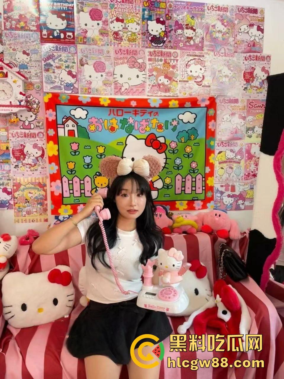 内蒙古包头轻工技术学校【王静】下海搞黄，网友裸聊私下约炮视频曝光，制服黑丝诱惑女王，乖乖女变床上尤物！  第5张