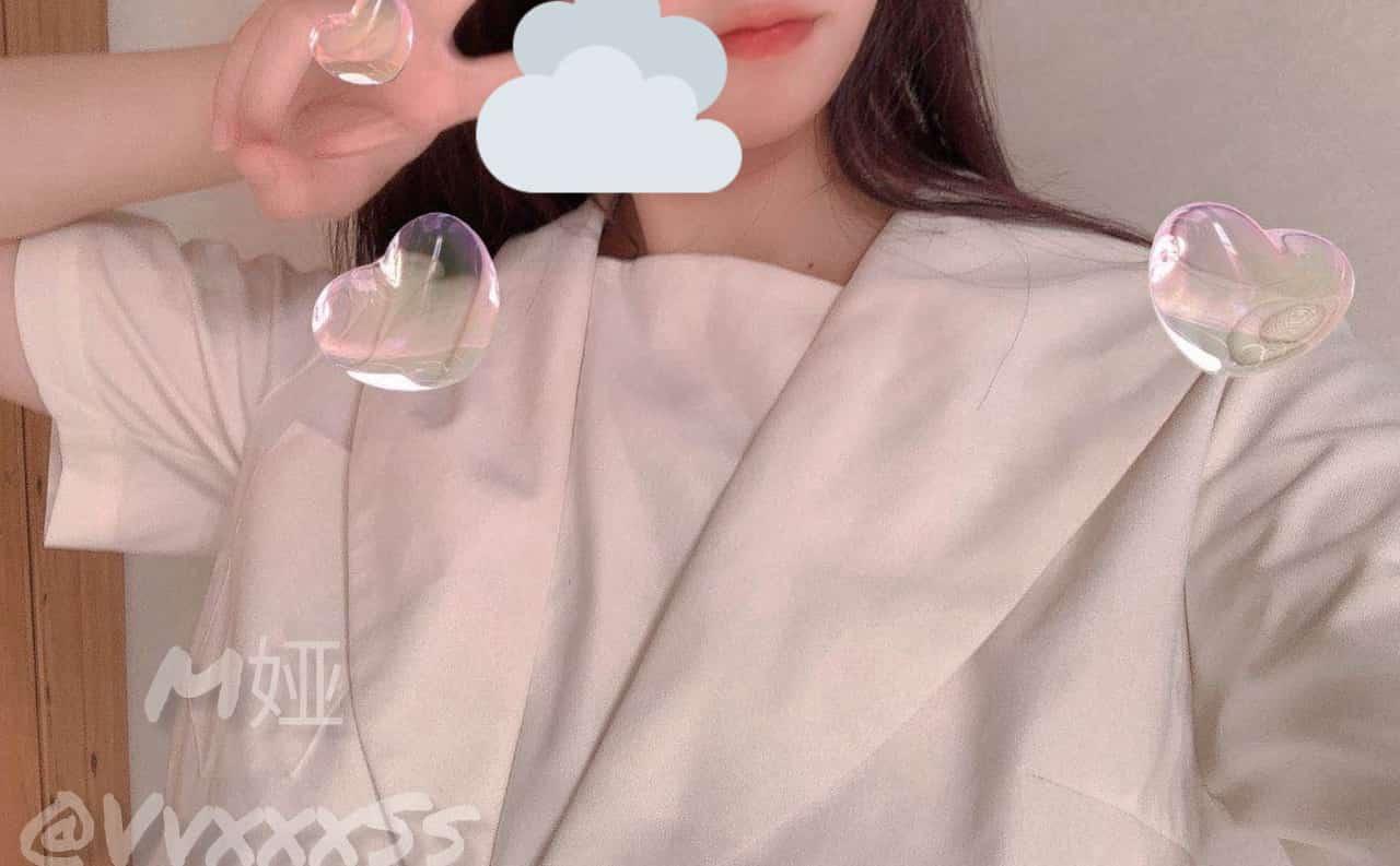 M娅--身材顶爆，巨乳超S曲线，男人梦寐欲求的女人。人间尤物，魔鬼身材！令男性血脉喷张的完美娇躯扭动起来，完全就是抵挡不住的惊人诱惑80p 54v合集  第38张