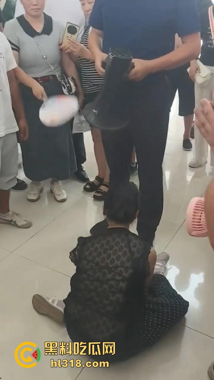 四川江油霸凌事件！持着母亲是公安局副局长就随便霸凌残疾人的孩子？还诱导其父签谅解书，激起民愤！  第18张