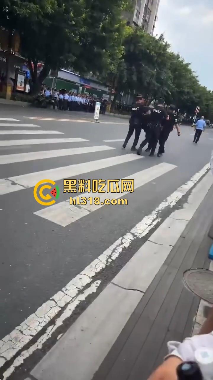 四川江油霸凌事件！持着母亲是公安局副局长就随便霸凌残疾人的孩子？还诱导其父签谅解书，激起民愤！  第26张