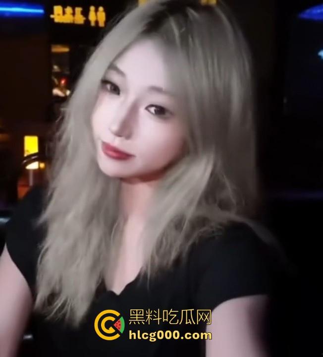 瓜友投稿！广东韶关实验中学骚逼母狗【解璐菲】千里送逼飞往重庆与前任异地打炮，被男友发现后怒爆私密视频！  第6张