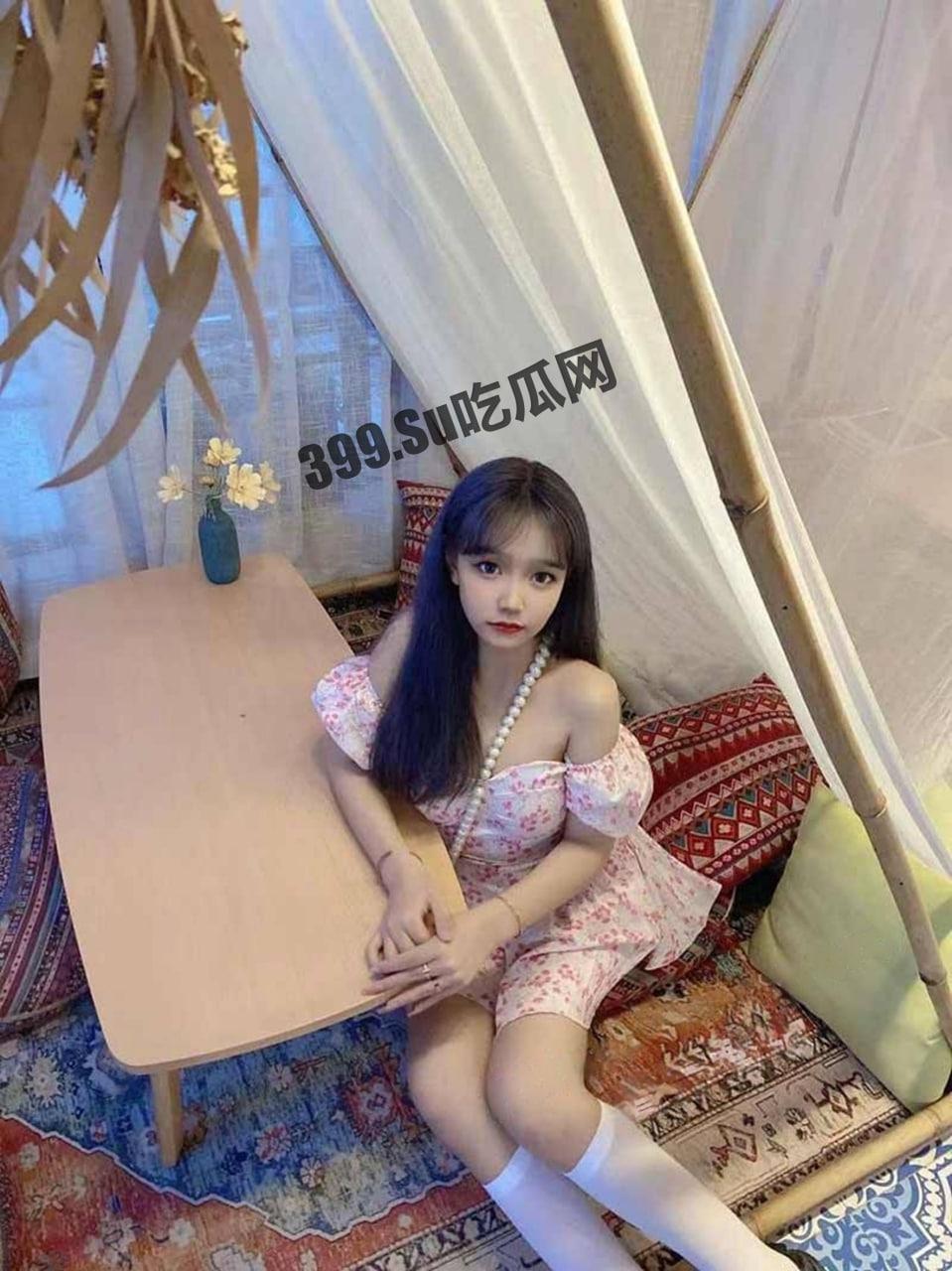 精品自拍！小情侣激情自拍视频流出 各种姿势爆操丰满小女友！  第1张