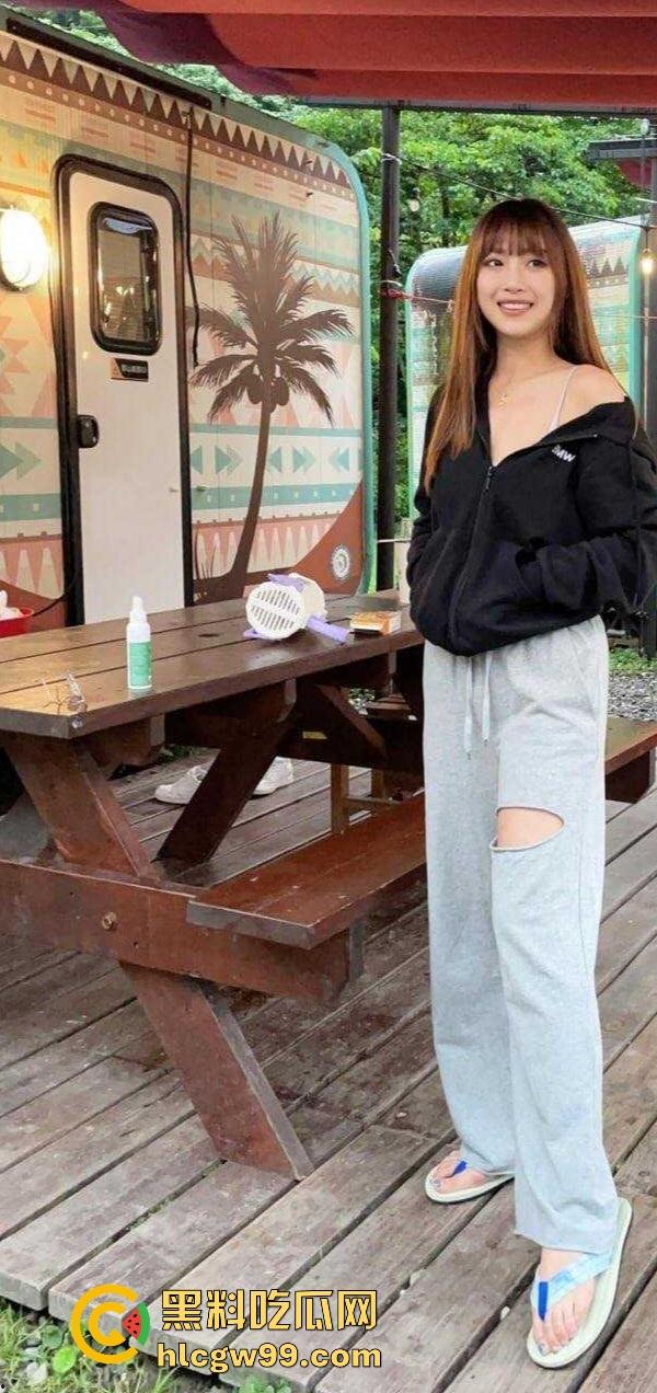 广东茂名宝马4S店女销售『 叶晓靖 』卖车新模式，买车送陪睡，咨询就发裸照，这业绩做得卖车又卖逼！  第3张