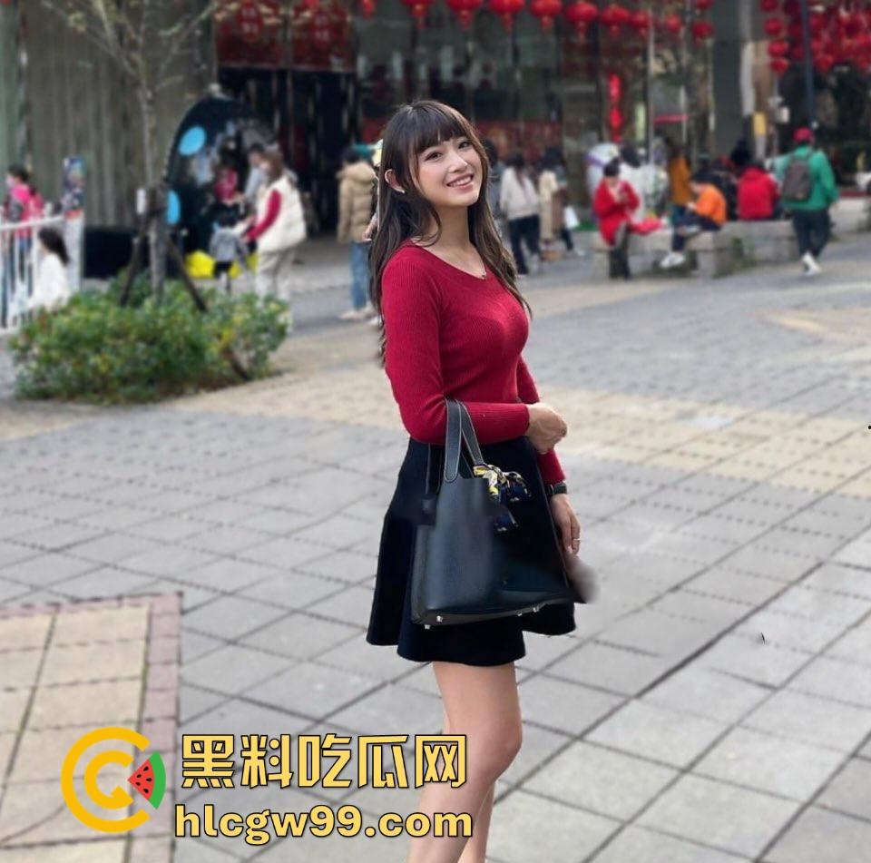 广东茂名宝马4S店女销售『 叶晓靖 』卖车新模式，买车送陪睡，咨询就发裸照，这业绩做得卖车又卖逼！  第4张