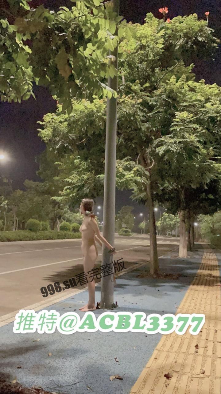 推特网红露出女神爱吃菠萝会员粉丝群福利  第4张