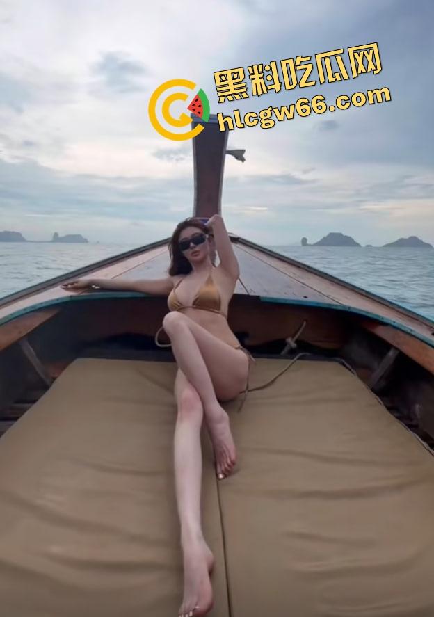 西安女DJ 『Tweety翠迪X』白天陪金主爸爸逛街、晚上爸爸开黑桃A、深夜还直播绝活倒立自慰！  第6张