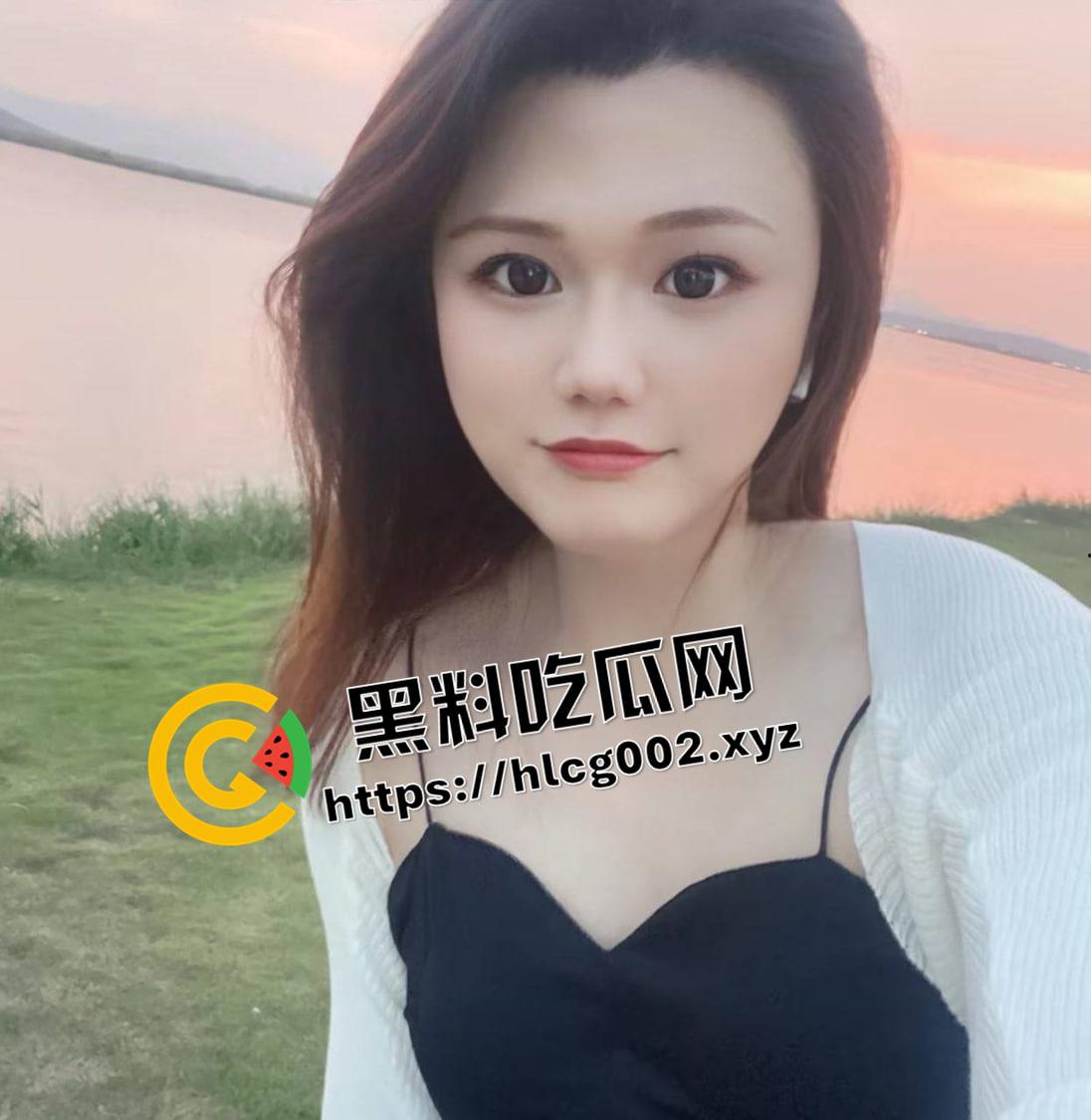 深圳电大微胖女大学生 文具塞逼勾引网友 口活一觉 蛋蛋都要吸出来了  第10张