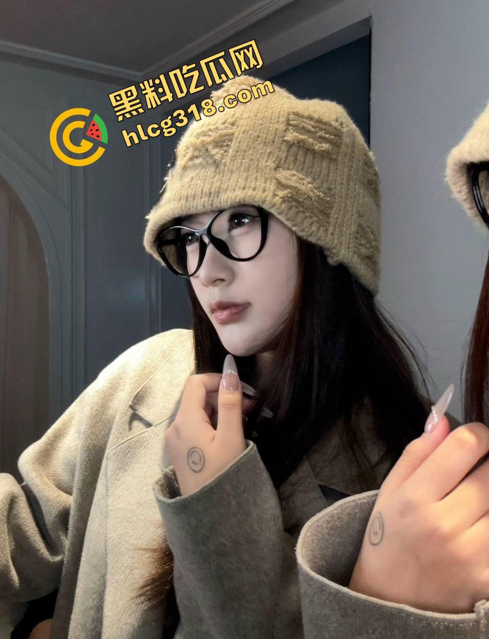 沈阳师范舞蹈生『孙欣怡』3天被干25次，骚穴被干的红肿，舔蛋舔得比狗都敬业，酒店里嗓子都叫哑了！  第4张