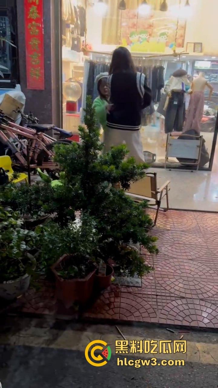 福建泉州已婚男经不住骚逼老皮条诱惑出轨劈腿 事后遭威胁帮其还钱直接崩溃 小三真实长相曝光：哥们你是真饿了啊？  第6张