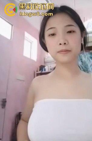 广州大学城【叶梓晴】酒店抠逼视频疯传！骚浪动作配娇喘，全程高能惹人欲火焚身！  第11张