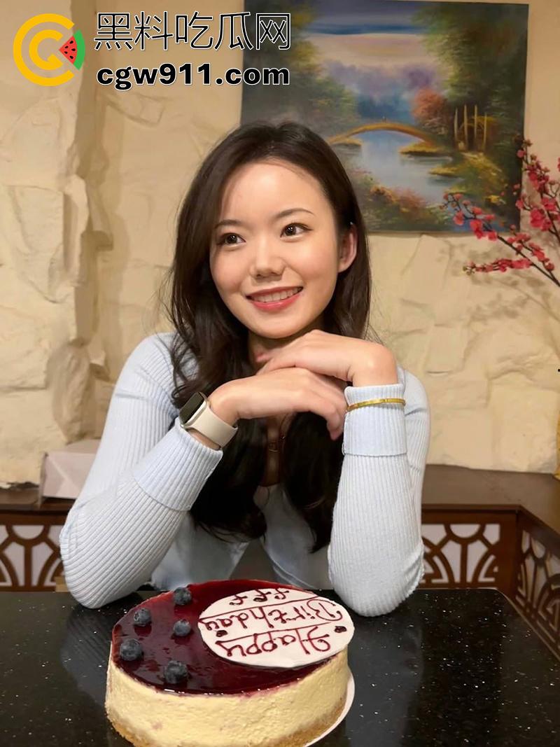 白天叫大哥晚上操你老婆！义乌已婚网店老板娘【赵佳佳】，偷情自家员工跪地吃鸡，偷情给老公戴绿帽遭曝光！  第1张