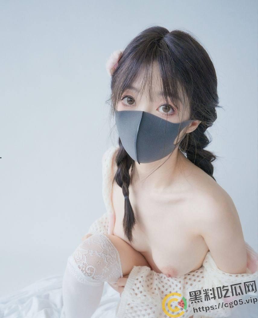 开盒黄圈顶流【玩偶姐姐】【 HongKongdoll】 本名【王佳乐】和跑路的前男友 神仙女菩萨  第14张