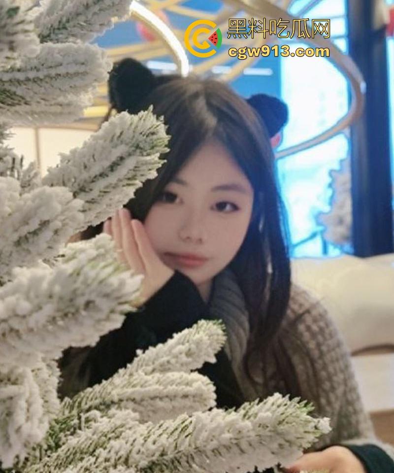 河南大学骚逼【李萌瑶】因寂寞背叛约炮，绿帽哥怒曝母狗性爱视频，这叫声这身材，硬爆了！  第7张