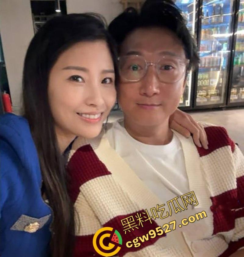 明星也淫乱！香港功夫巨星【洪金宝】儿媳【周家蔚】群交视频大曝光，1女V多男，画面真刺激  第7张