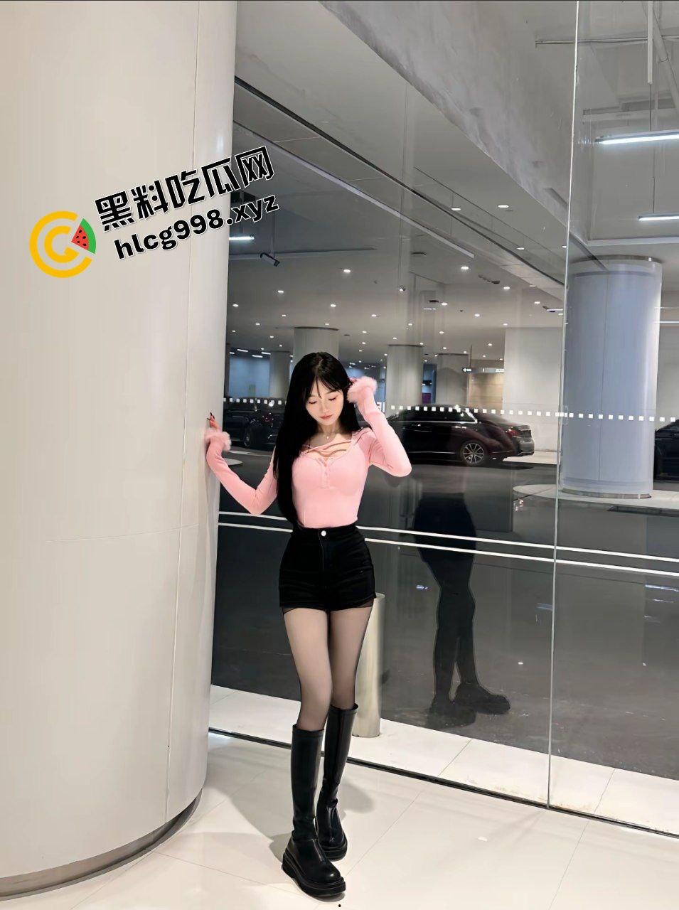 抖音可盐可甜模特骚鸡『吧唧璐璐er』大哥直播间跑车加V 直接约出来当炮友干 独家曝光！  第4张