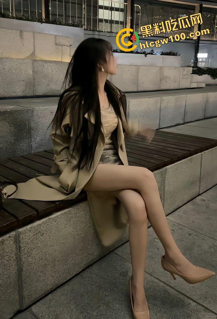 学成归来的肉丝小姨子【张佳】回家过年不忘老本行，约炮猛男酒店各种爆干骚逼内射！独家曝光流出！  第1张