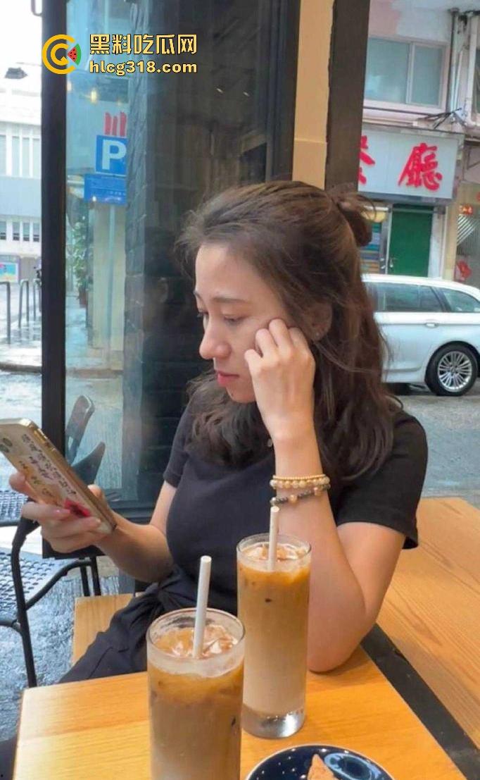 杭州广告公司【李佳怡】微信聊骚勾引网恋对象，一本正经的反差婊，不雅视频和照片曝光流出！  第12张