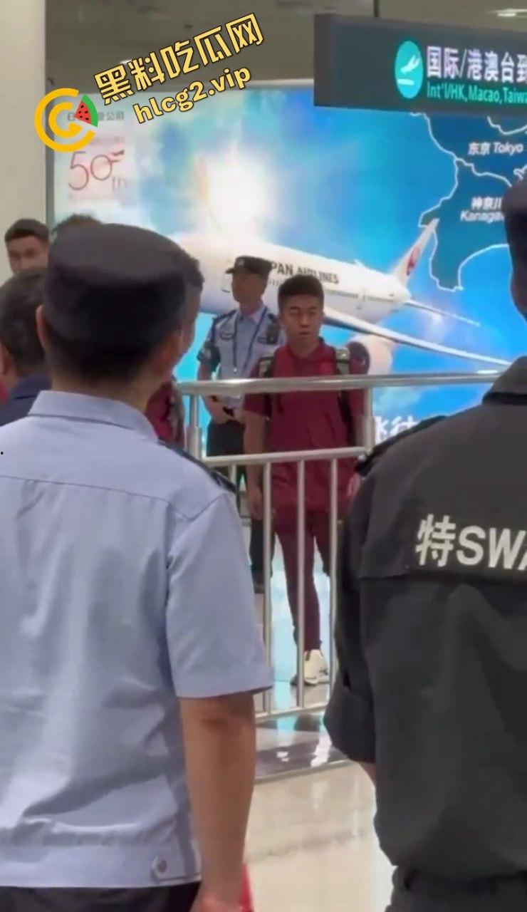 国足零蛋凯旋 “射门无力 购物给力” 惨输七球 仍能笑对人生  第5张