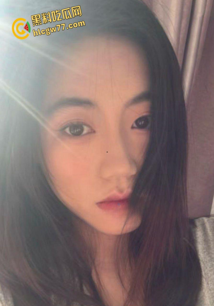 南京财务【陈琳】反差私拍曝光！豪乳翘臀情趣诱惑，骚浪姿势掀翻全网！  第2张