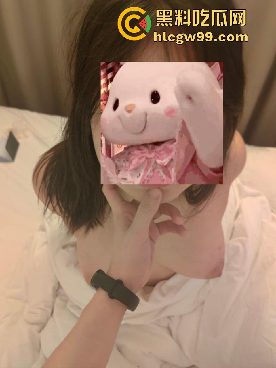 上海退役男大炮王战绩曝光 三年33个嫩妹 固定女M还不够 月抛嫩妹炮友不重样 这日子简直活成神！  第4张