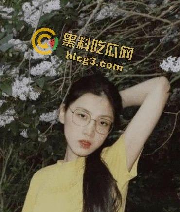 P站华裔顶流『刘玥』与黑人顶级黑白配！房租压力下海成名！没想一炮而红成为顶流  第3张