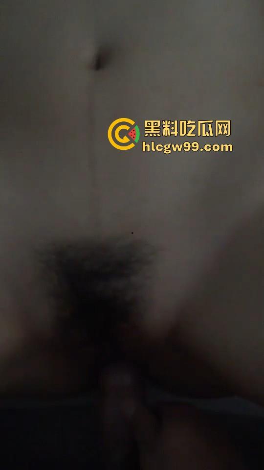 黑龙江哈尔滨医科大学反差女大【杨静】毕业分手后被渣男曝光泄密，娇喘浪叫又骚又主动！  第4张