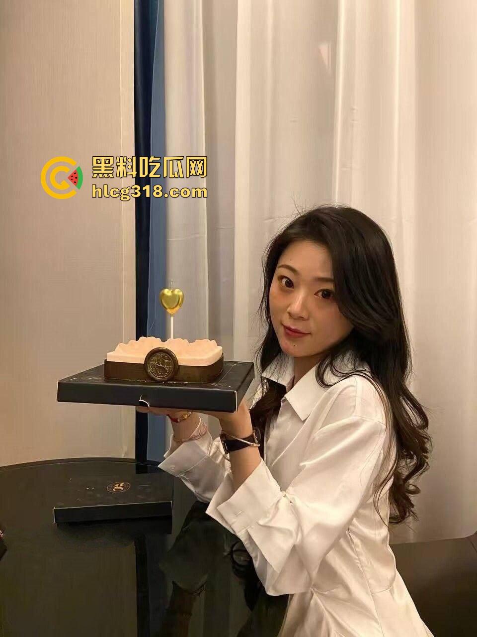 中铁三建女设计师『苗苗』被领导操到高潮口爆后闹掰互撕，操逼一时爽爆雷两行泪，鸡巴进嘴感情归零！  第3张