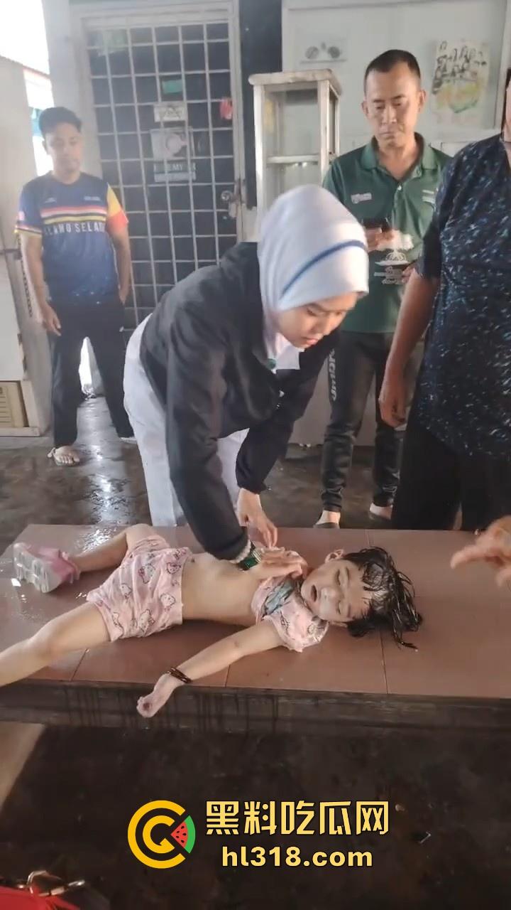 马来西亚母携女跳海轻生,疑似家庭纠纷和争夺抚养权问题，这女真狠啊，自己想不开还带上自己女儿！  第8张