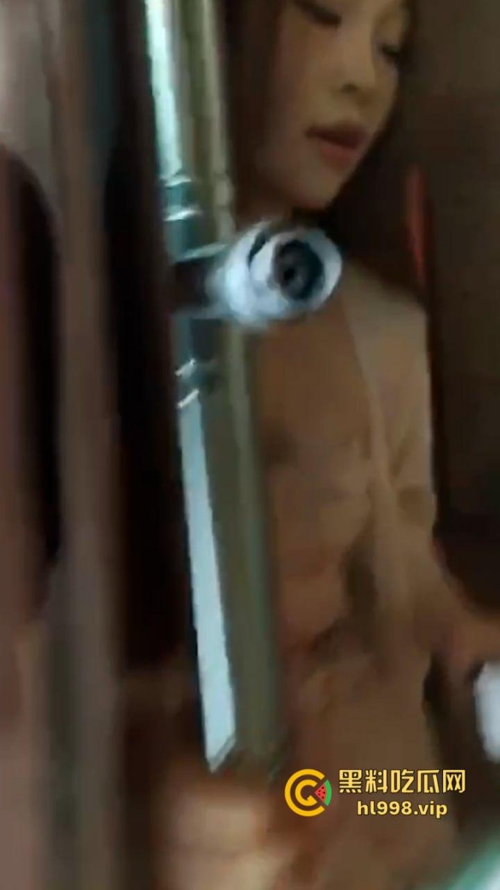 酒香不怕巷子深 小黑屋里藏野鸡 真实探店鸡店女性工作者赚钱的“辛苦历程”  第6张