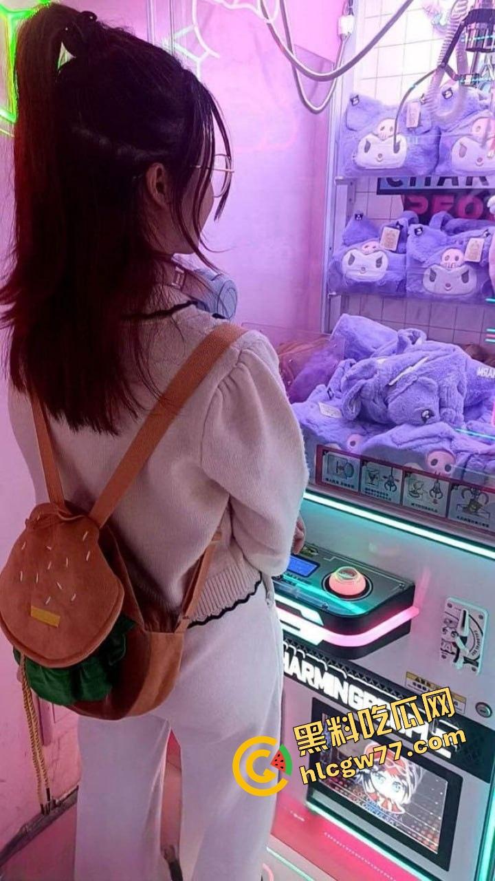 柳州卖水果老表勾搭学生妹约炮炫耀，清纯校花被操到喷水，视频流出辣眼睛！  第9张