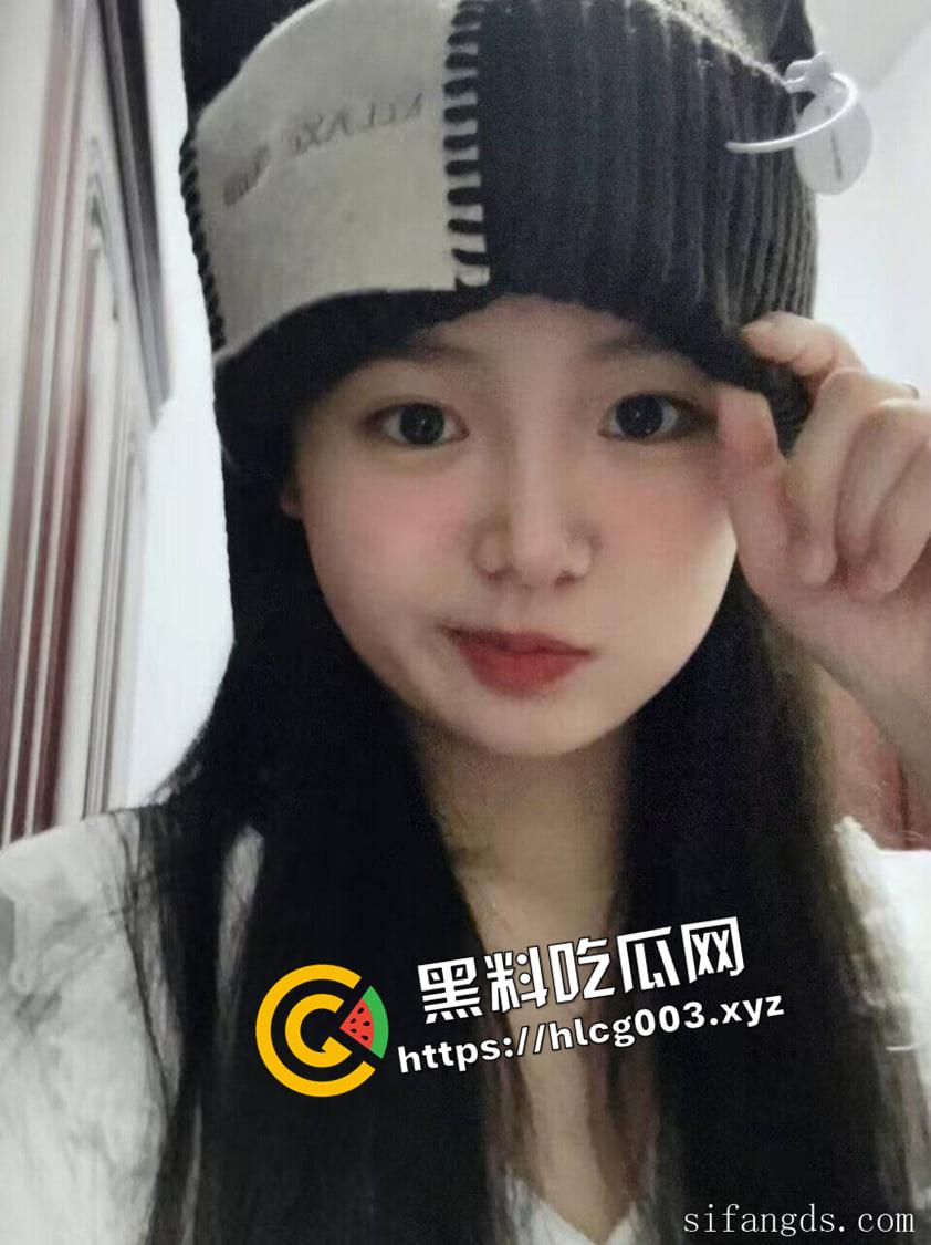 极品网红被男友出卖！极品学生反差美女和渣男各种玩法自拍 分手被曝光私密内容 极品身材美乳被草到喷尿  第4张