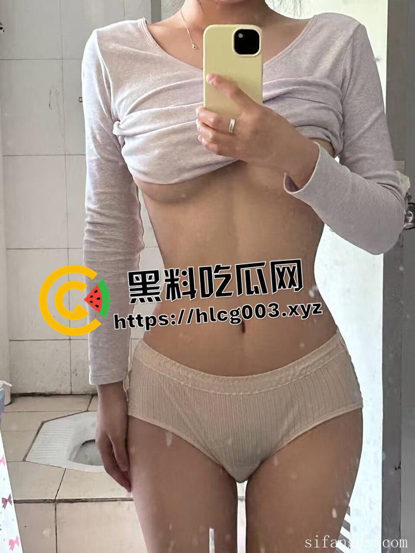 极品网红被男友出卖！极品学生反差美女和渣男各种玩法自拍 分手被曝光私密内容 极品身材美乳被草到喷尿  第43张