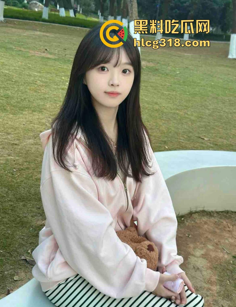 深圳18岁毕业嫩妹刚毕业就当鸡，张口就5000包夜，2500连口都不给，瓜友砸钱要曝光小辣鸡！  第13张