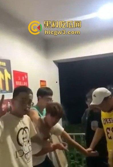 安徽校园内衣大盗现场翻车！臭袜子满地，小伙口味重，偷遍女宿舍内裤，活脱脱现代采花贼！  第9张