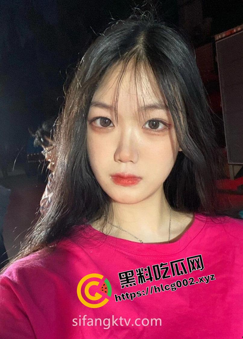 印象足拍付费流出！甜美在校学妹的美脚足交 笑起来哥哥的心都花了 赶快把大屌塞进嘴里  第3张