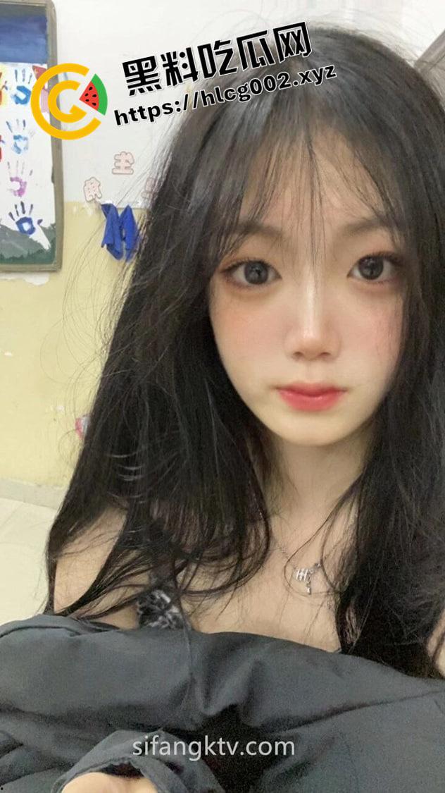 印象足拍付费流出！甜美在校学妹的美脚足交 笑起来哥哥的心都花了 赶快把大屌塞进嘴里  第7张