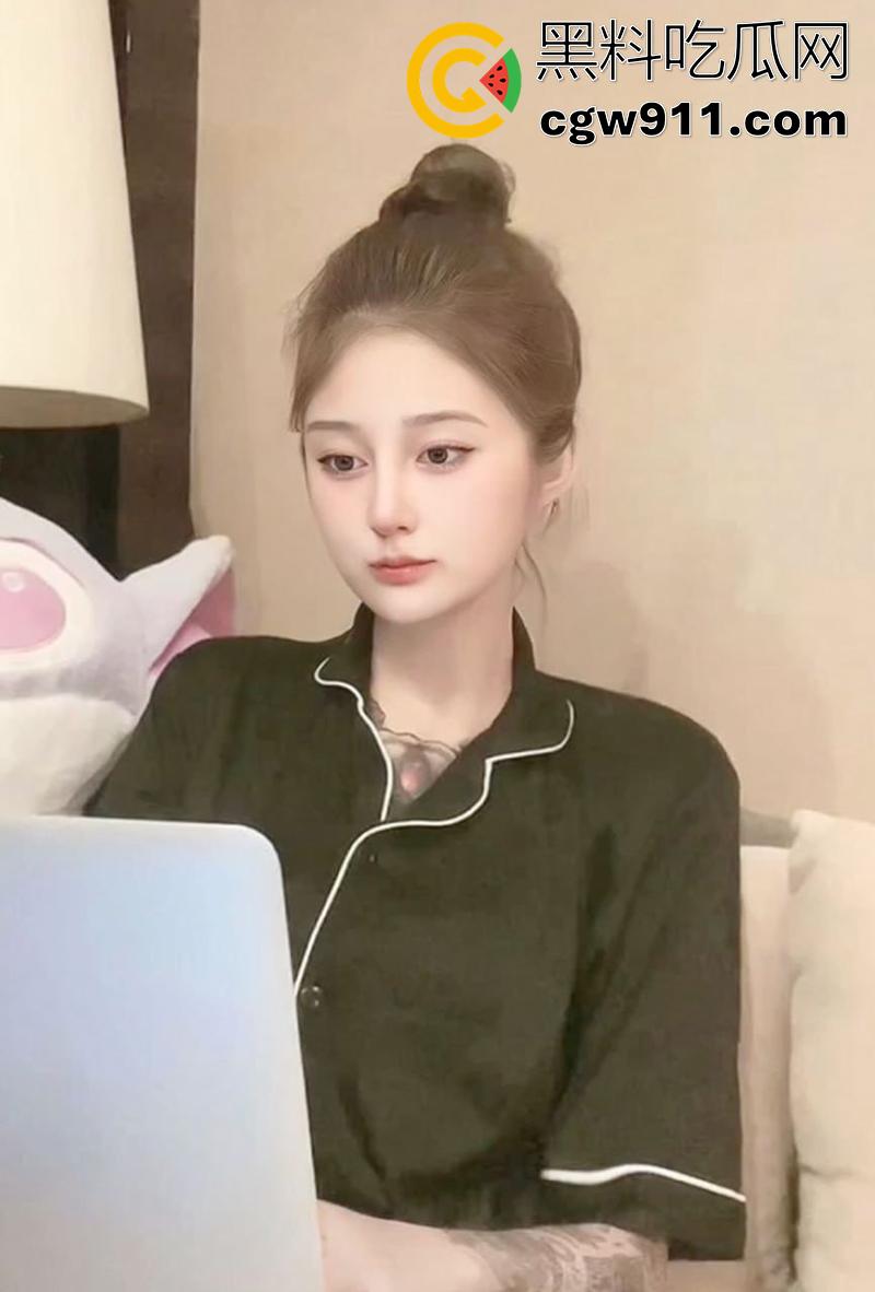 高端外围女被探花曝光，结果瓜友投稿，竟真实遇到嫖到了，妹子始终不知道，自己竟被挂在了网上，知道后一脸震惊！  第4张