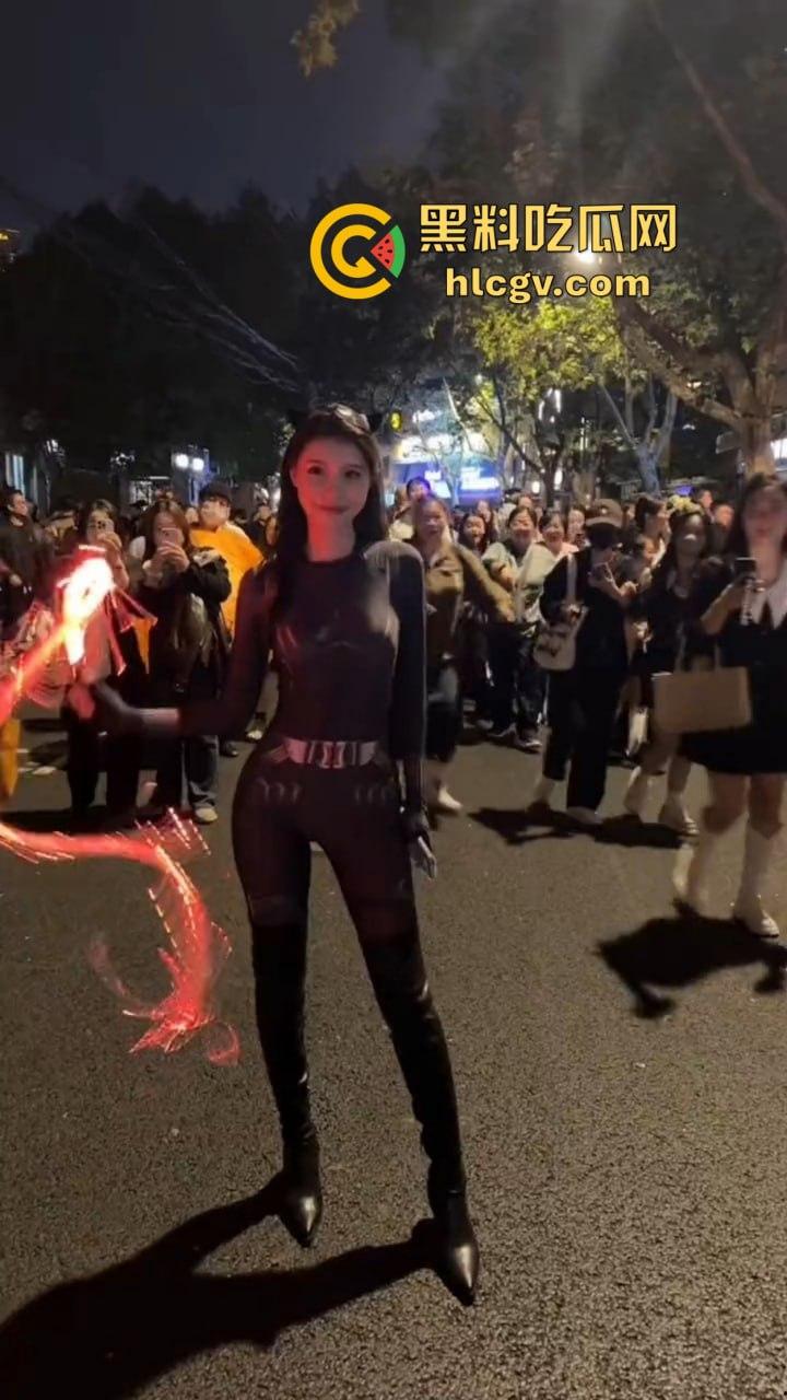 魔都万圣节夜晚骚鸡满街遍布，COS服装养眼又勾魂！上海这波夜生活『许文强』都说真香！  第16张