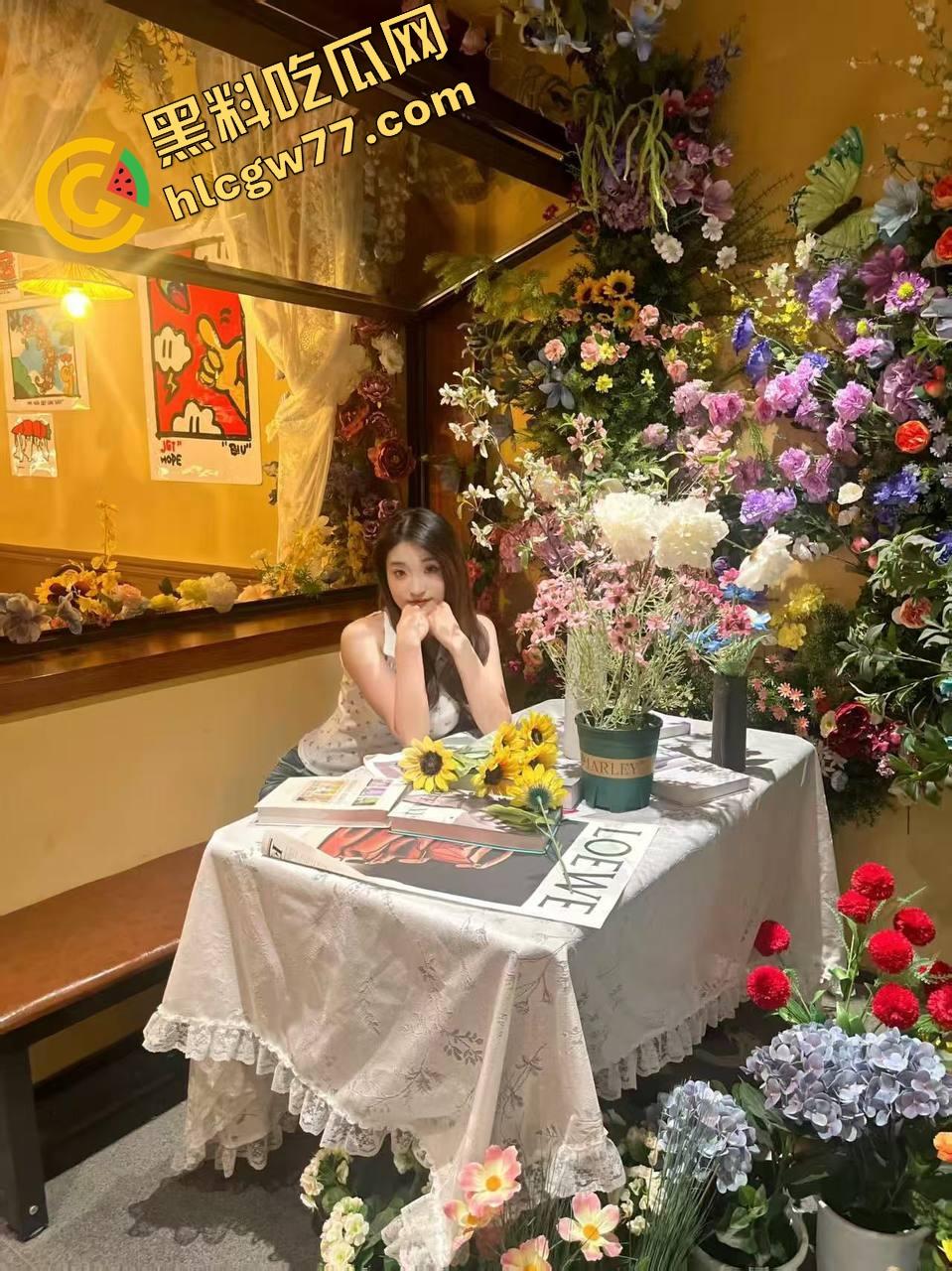 无锡高三骚妹毕业即开约，粉鲍粉嫩情趣内衣勾金主爆插，自慰片拍到手机存储报警！  第5张