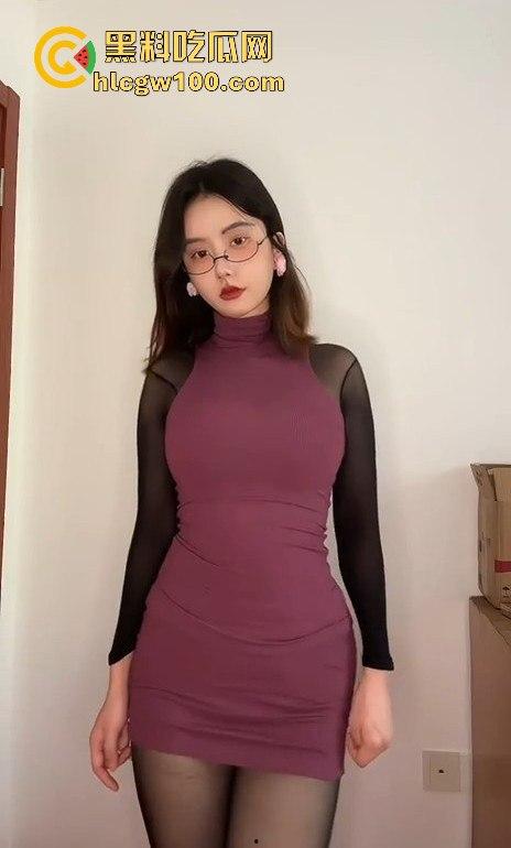 抖音巨乳网红原【固执的守村人雪bee】现【恩果】收费福利爆出，跳蛋直播爽到翻白眼！  第12张