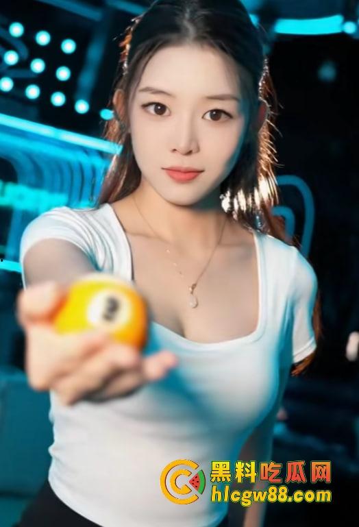 有钱人的快乐我们想象不到，陪玩8连发包厢猫抓人，1W充卡一杆球没打，全程不打球只玩女的！  第3张