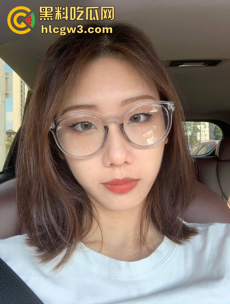 河北清纯反差女友【张梓萱】性爱视频疯传，娇嫩粉穴被操到翻白眼，叫声甜得腻人！  第2张