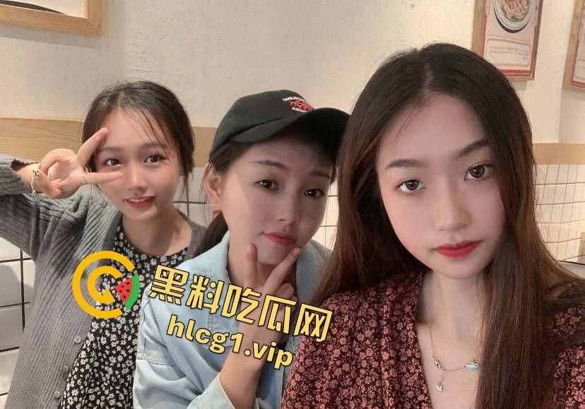 师范学院大二女学生私密自拍云盘外泄！和男友的激情时刻被曝光！  第4张