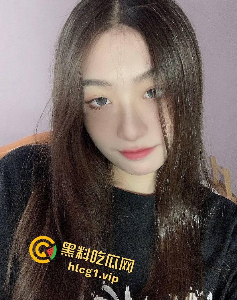 师范学院大二女学生私密自拍云盘外泄！和男友的激情时刻被曝光！  第9张