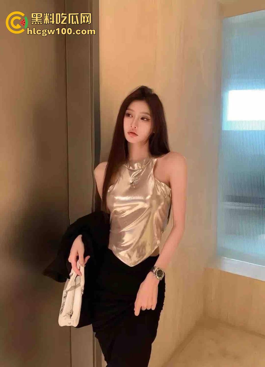 抖音风性爱记录爆火，剪辑大神老公×骚气御姐女友的私密情趣流出，全程呻吟硬到裂开，狼友狂欢在线打分！  第10张